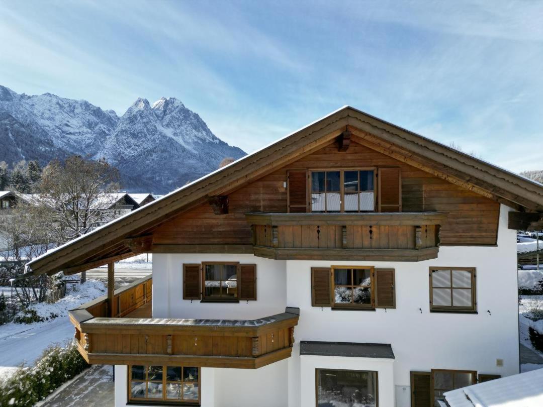 Ferienhaus Die 12 Mit 4 Schlafzimmern In Garmisch Exterior photo